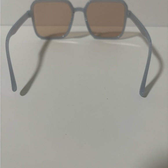 Grayish/Blue and Brown Oversized Sunglasses - Picture 4 of 6